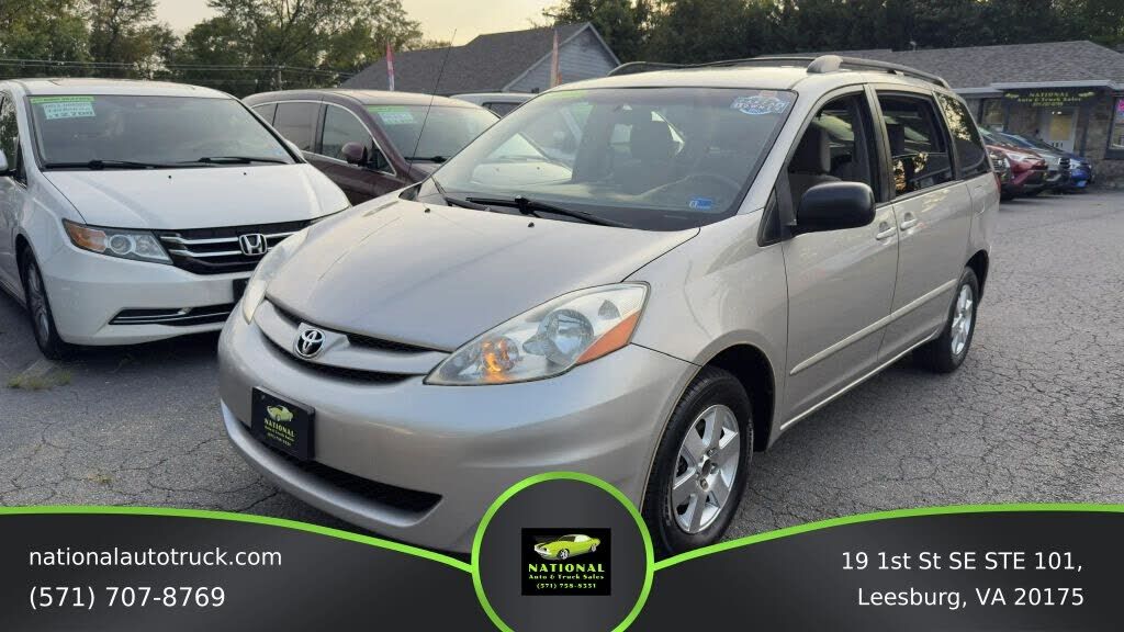 2009 TOYOTA Sienna