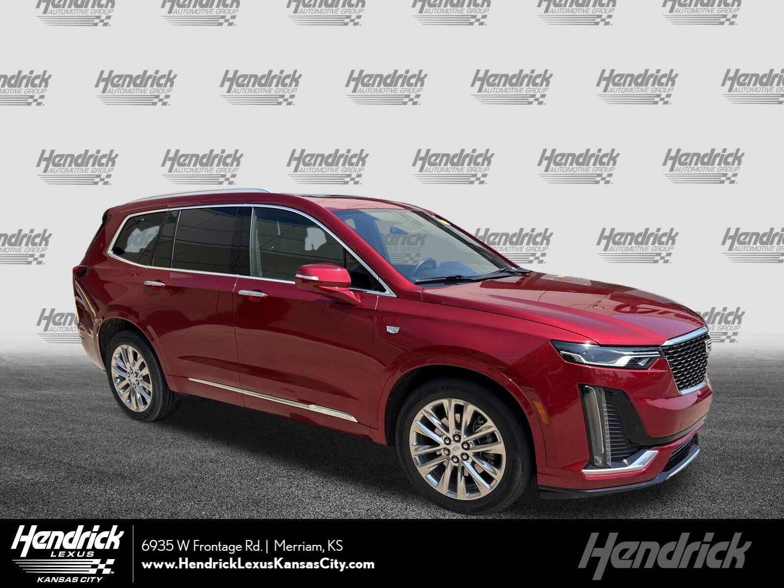 2021 CADILLAC XT6