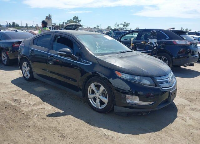 2013 CHEVROLET Volt