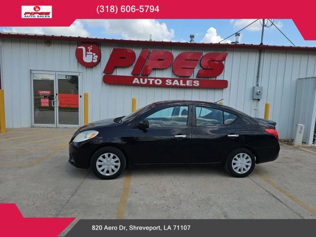 2013 NISSAN Versa