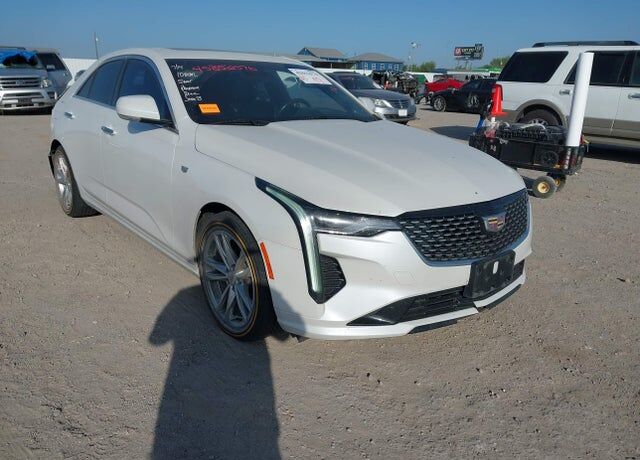 2020 CADILLAC CT4