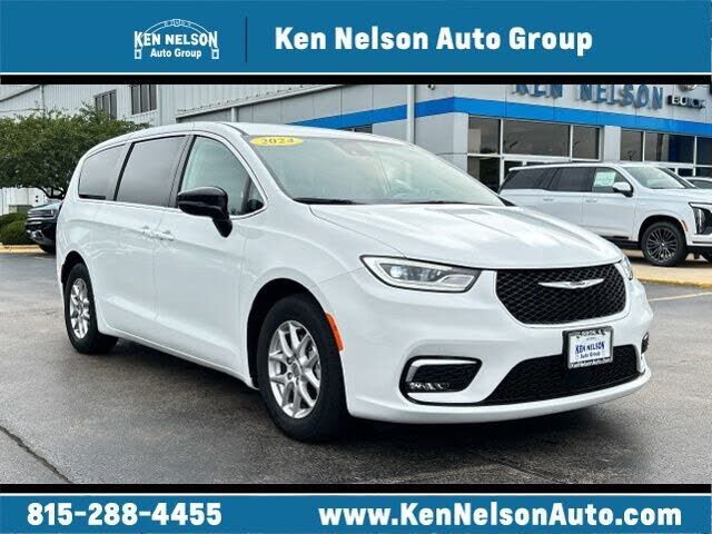2024 CHRYSLER Pacifica