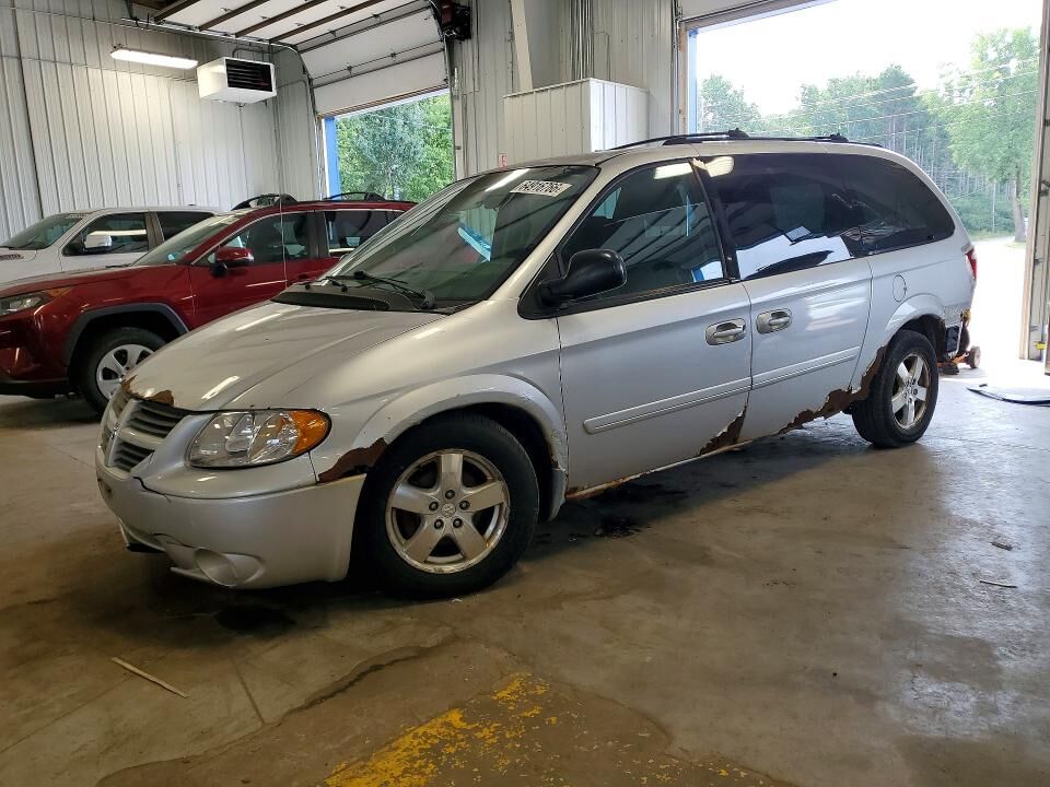 2005 DODGE Caravan