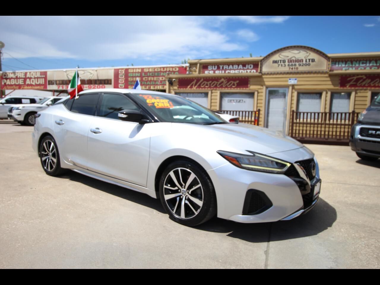 2022 NISSAN Maxima
