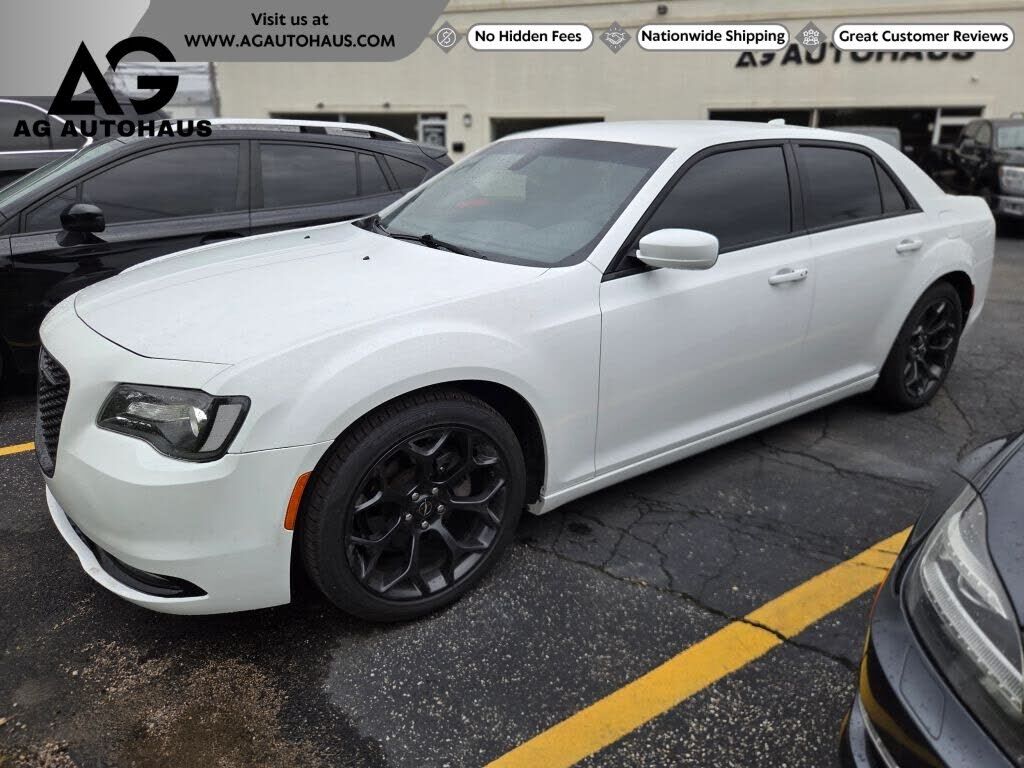 2020 CHRYSLER 300