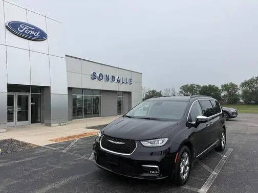 2023 CHRYSLER Pacifica