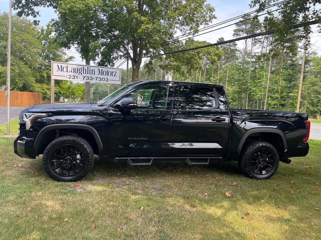 2024 TOYOTA Tundra