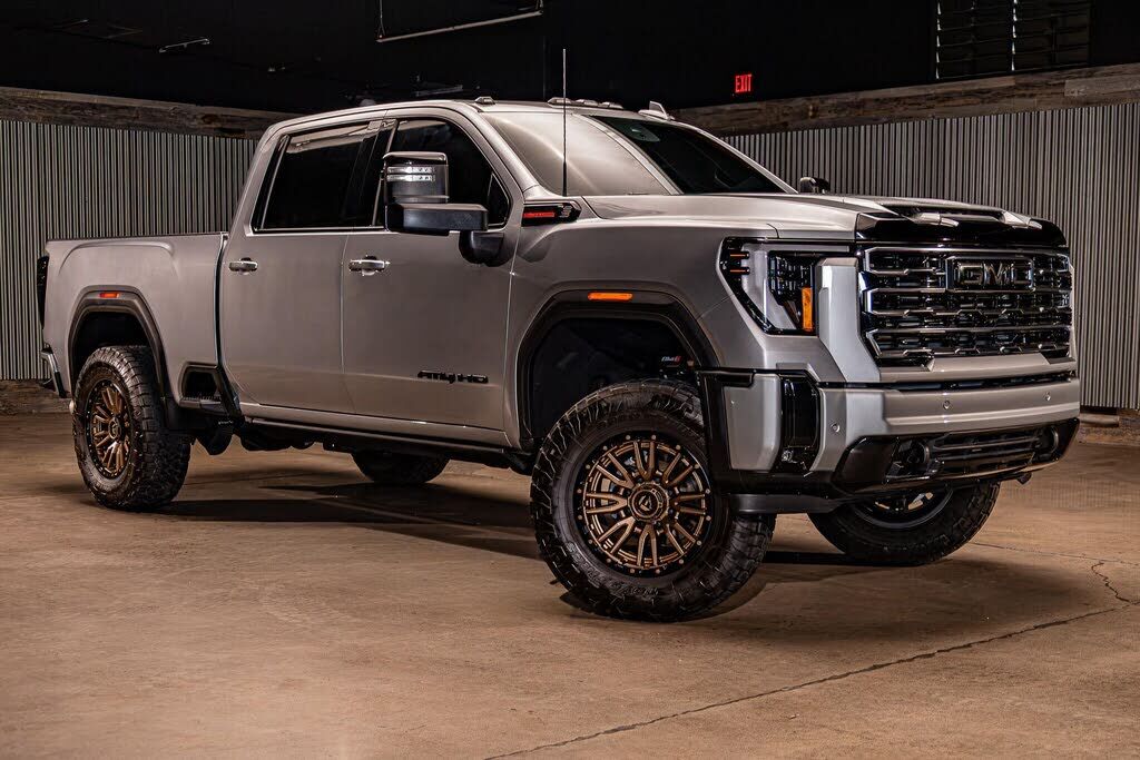 2025 GMC Sierra HD