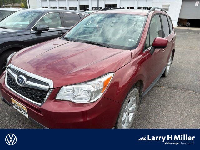 2016 SUBARU Forester
