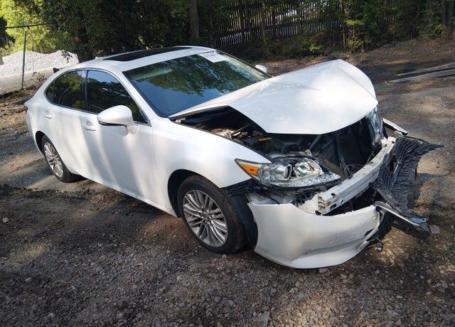 2014 LEXUS ES