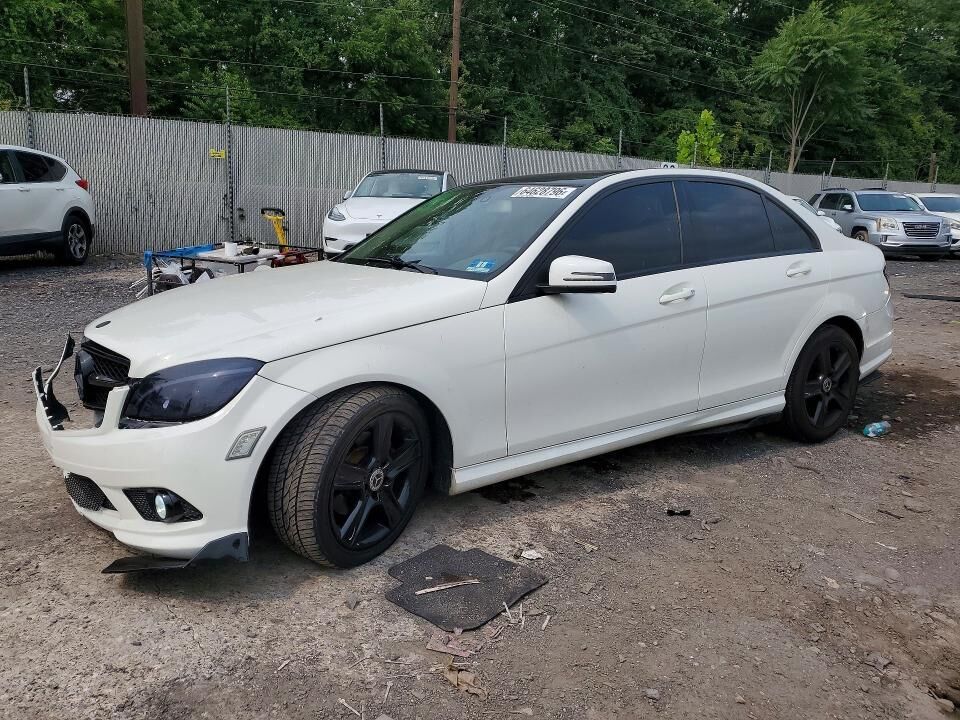2011 MERCEDES-BENZ C-Class