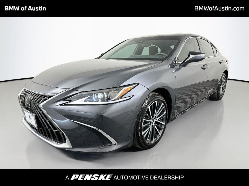 2025 LEXUS ES