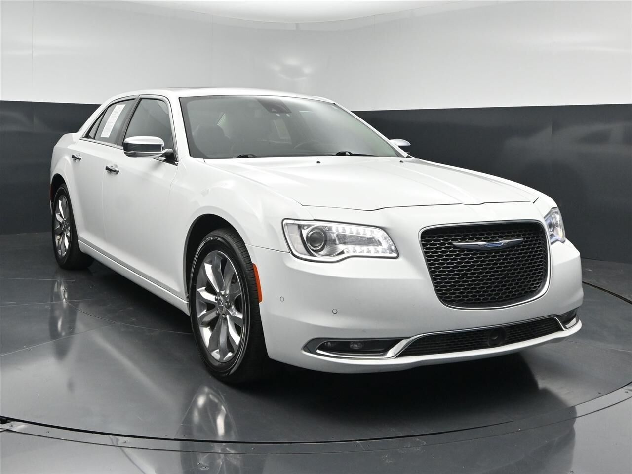 2017 CHRYSLER 300