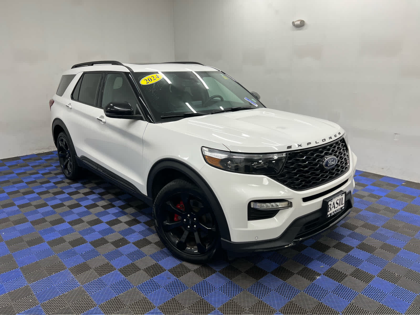 2024 FORD Explorer