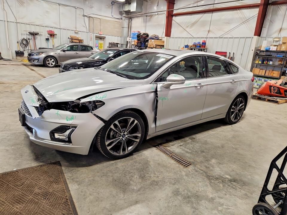 2019 FORD Fusion