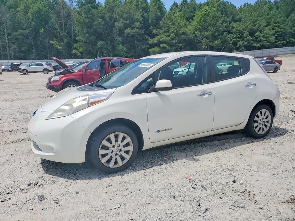 2015 NISSAN Leaf