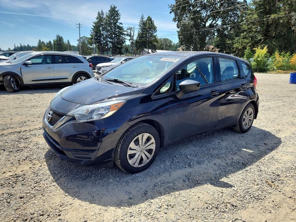 2017 NISSAN Versa