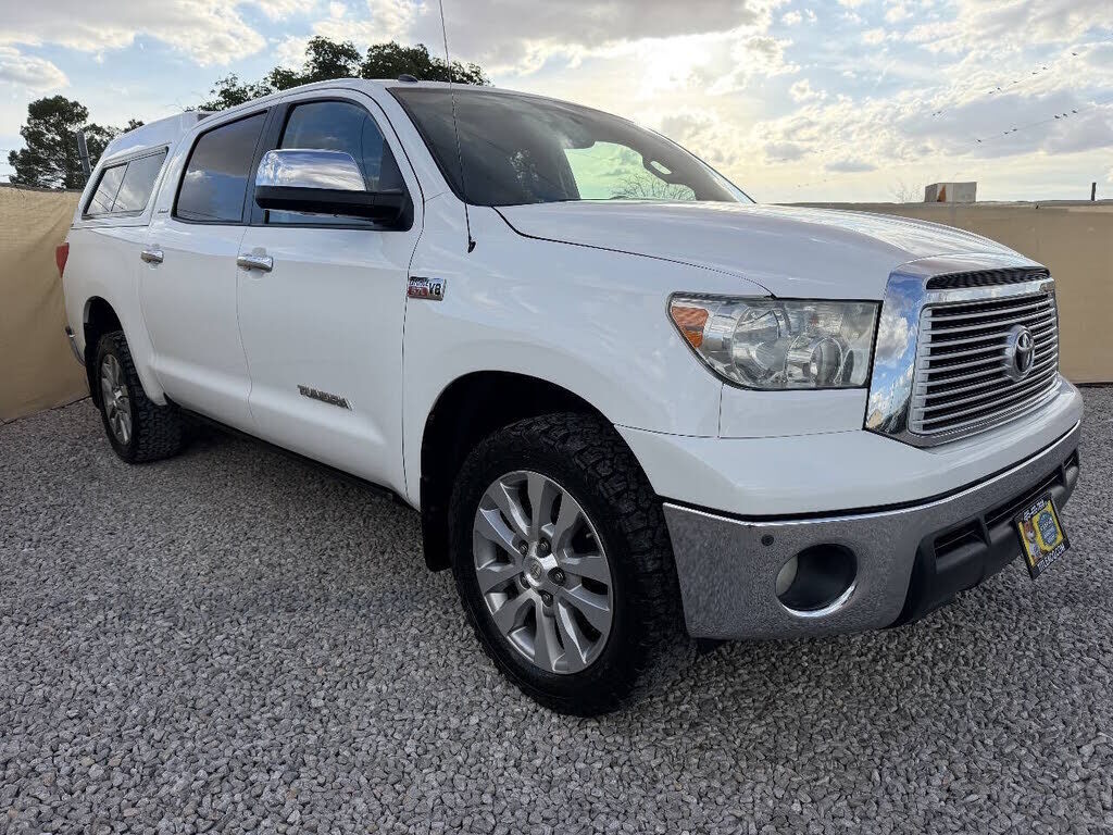 2013 TOYOTA Tundra