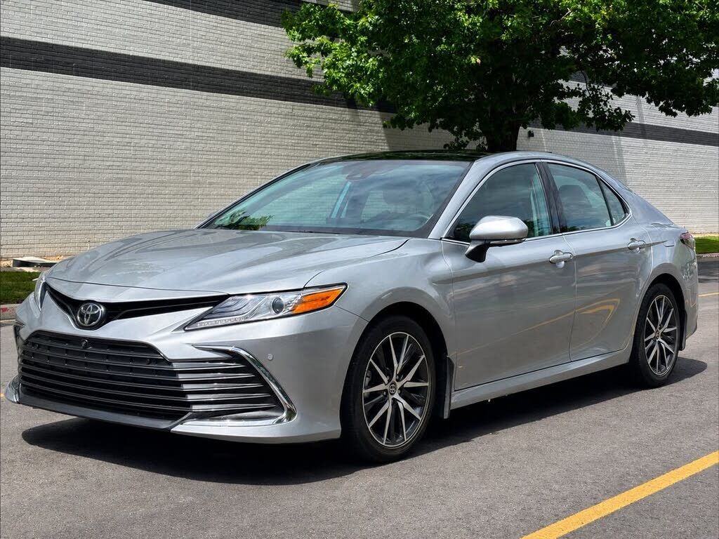2024 TOYOTA Camry