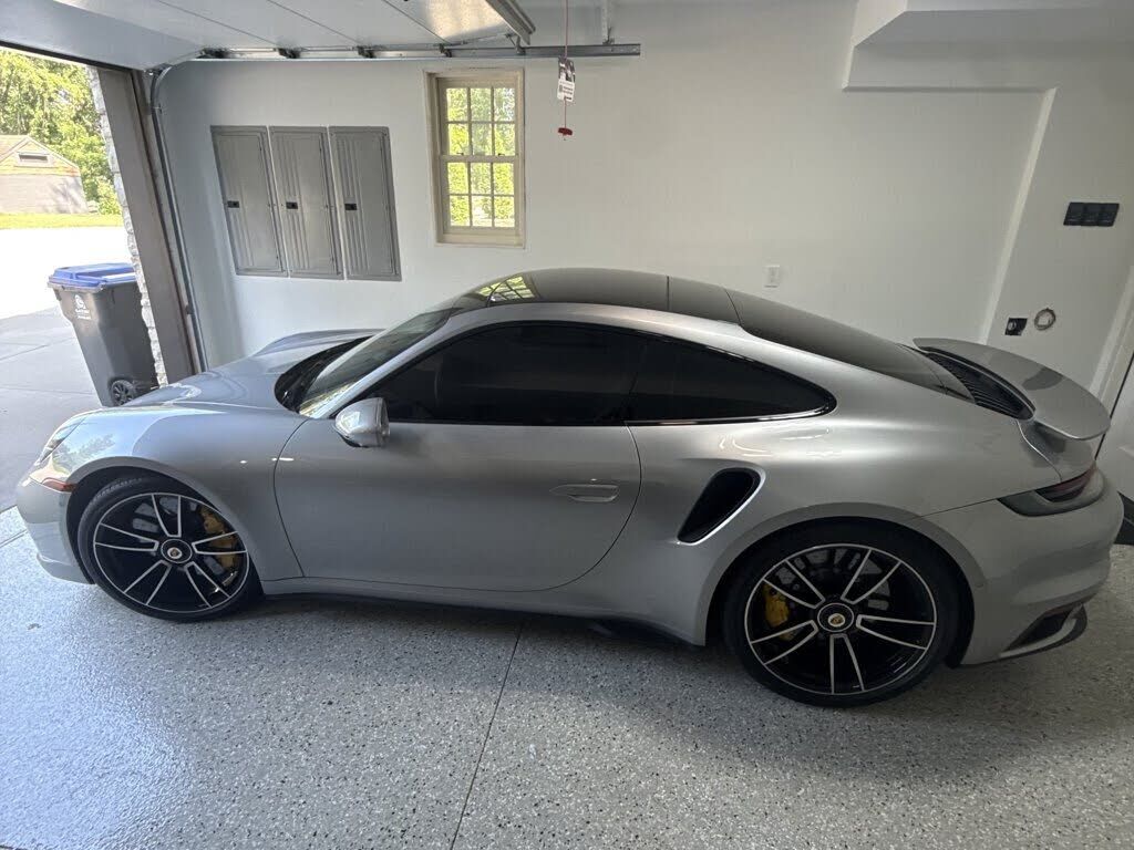 2022 PORSCHE 911