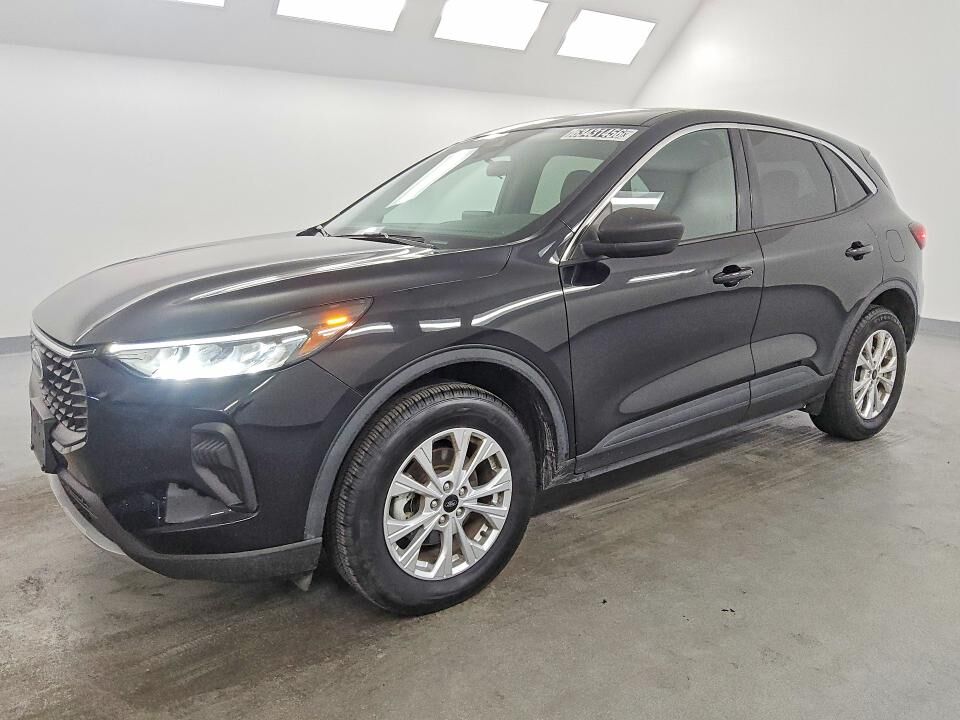 2023 FORD Escape