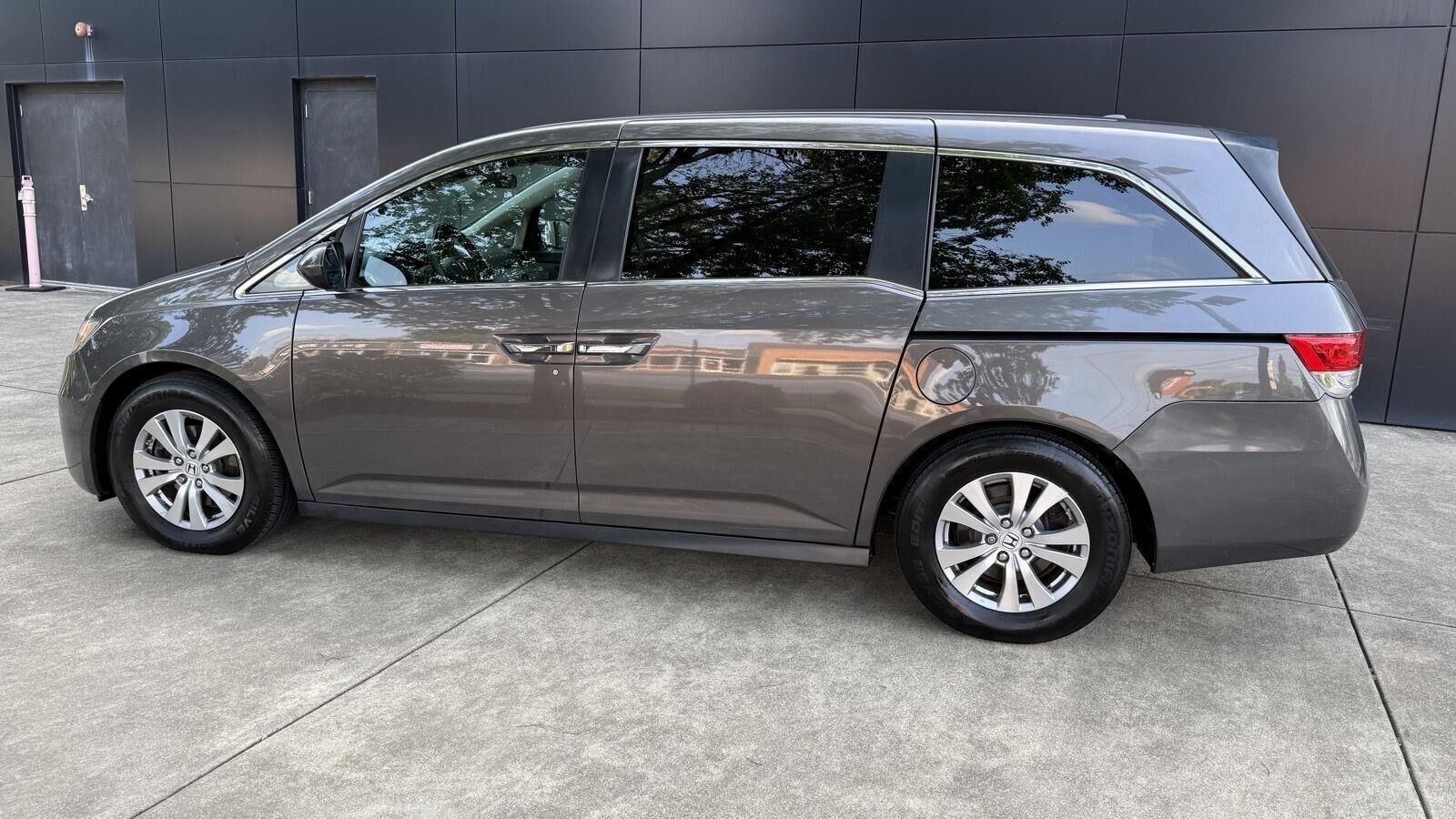 2016 HONDA Odyssey