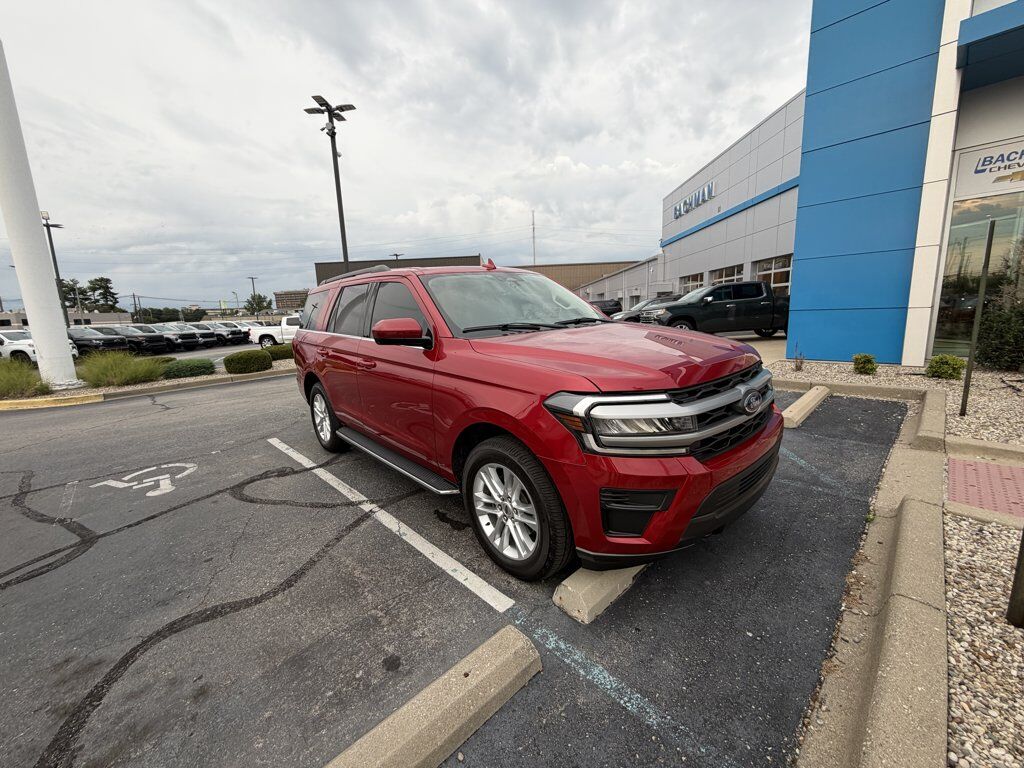 2022 FORD Expedition