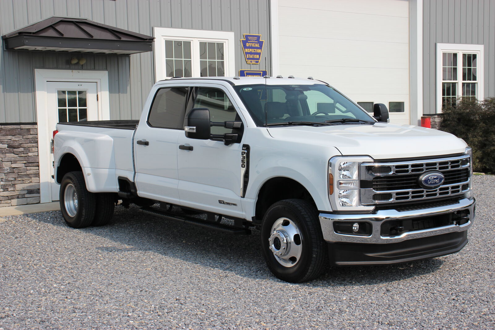 2024 FORD F-350