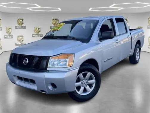 2015 NISSAN Titan