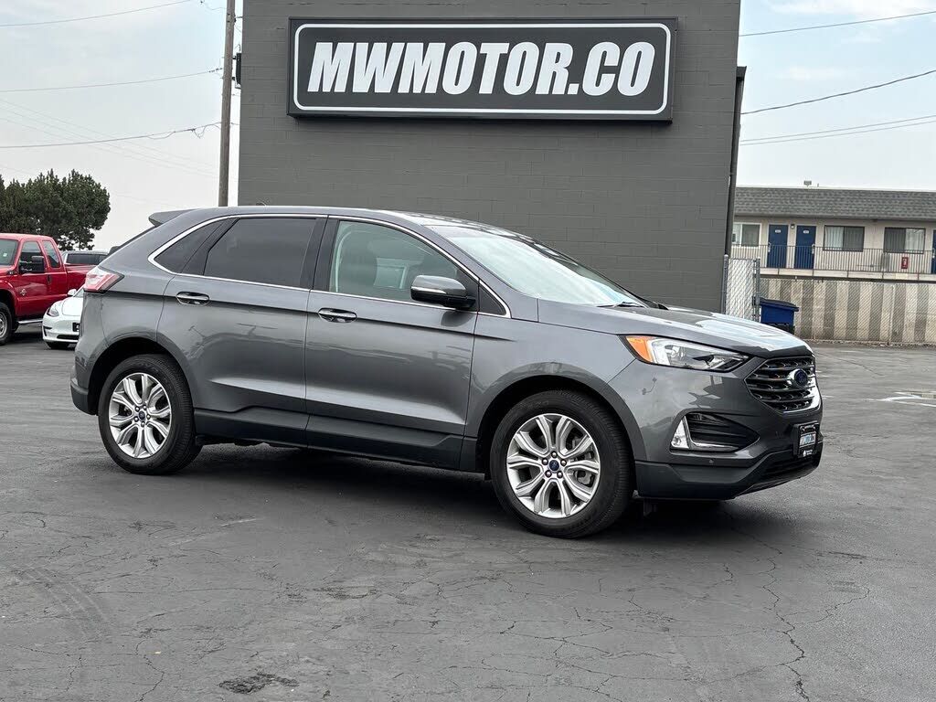 2022 FORD Edge