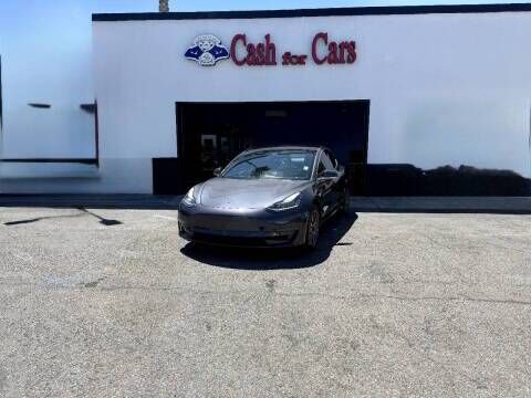 2018 TESLA Model 3