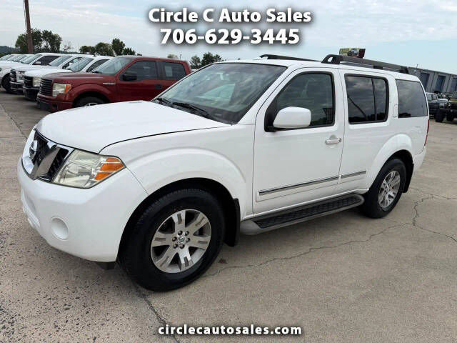 2011 NISSAN Pathfinder