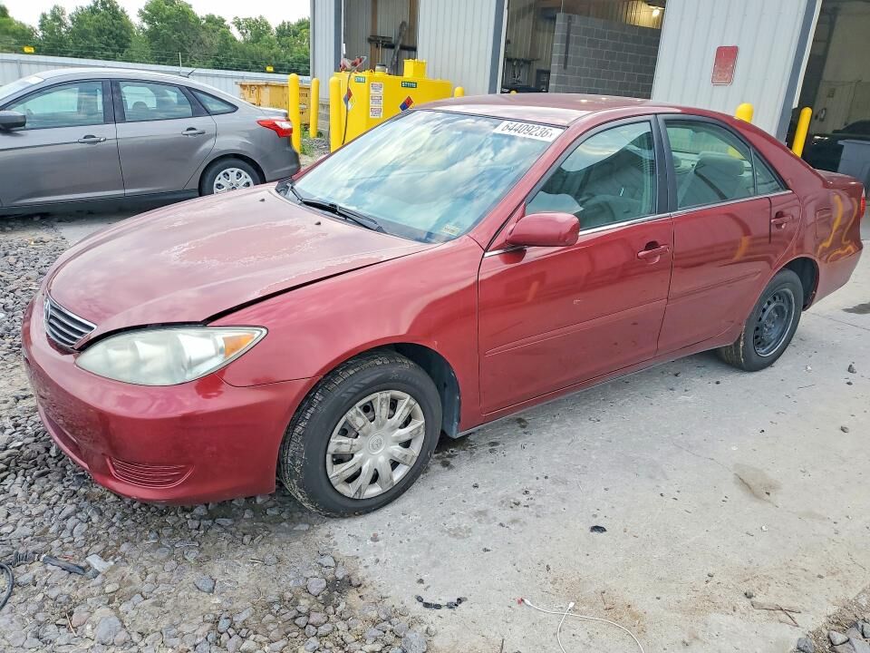 2005 TOYOTA Camry