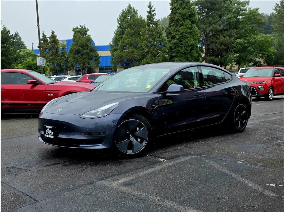 2021 TESLA Model 3