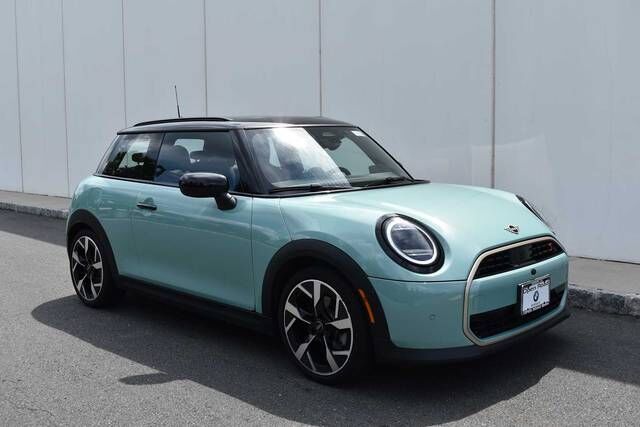 2025 MINI Hardtop