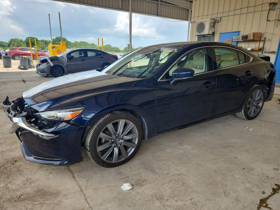 2018 MAZDA Mazda6