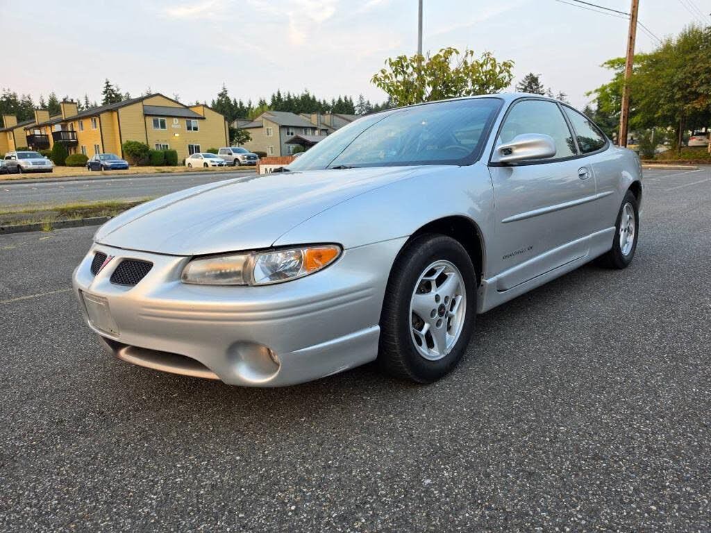2001 PONTIAC Grand Prix