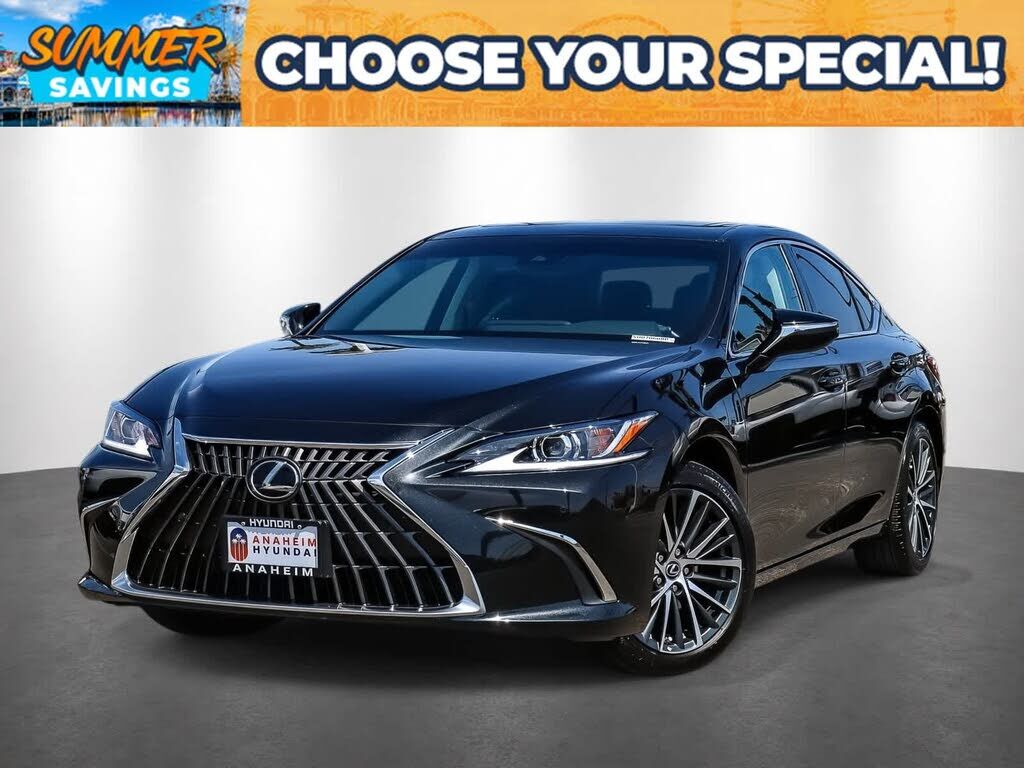 2025 LEXUS ES