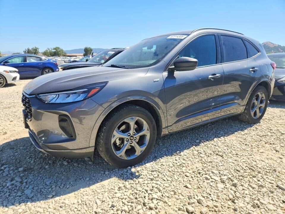 2023 FORD Escape