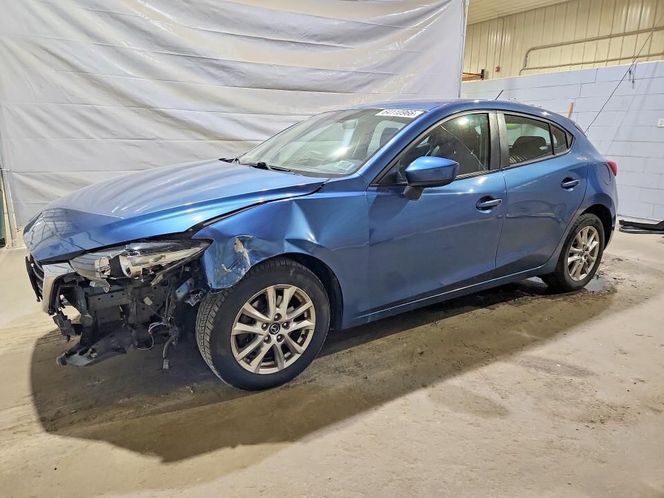 2017 MAZDA Mazda3