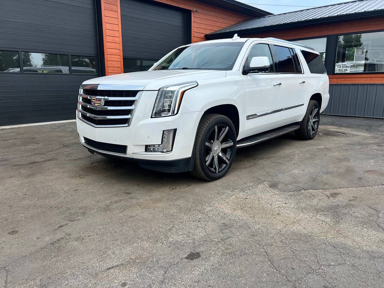 2016 CADILLAC Escalade