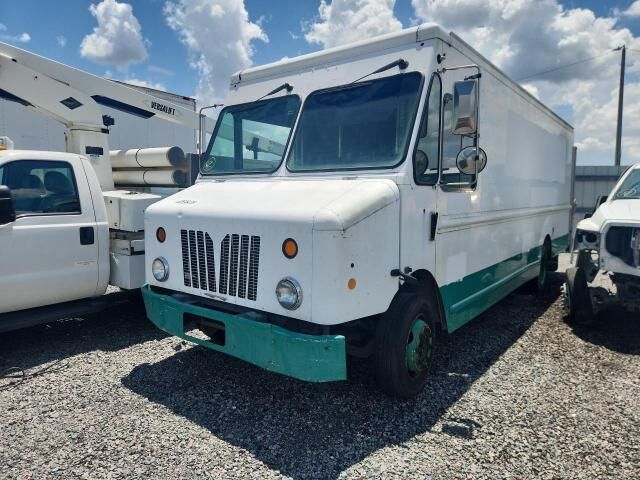 2012 WORKHORSE W62