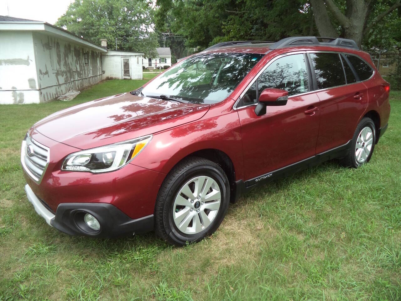 2016 SUBARU Outback