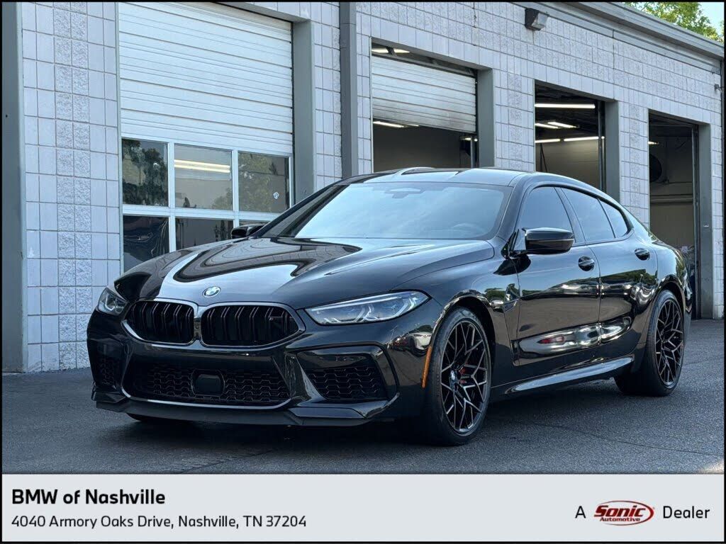 2024 BMW M8