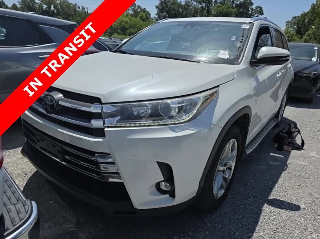 2019 TOYOTA Highlander