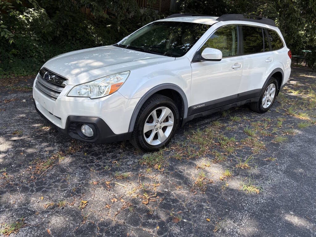 2013 SUBARU Outback