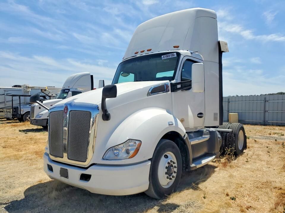 2017 KENWORTH T680