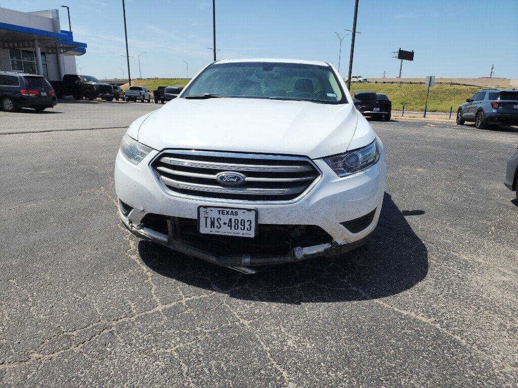 2016 FORD Taurus
