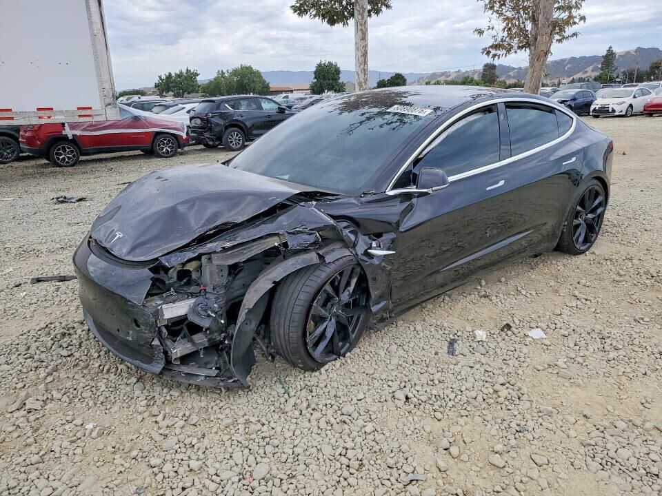 2020 TESLA Model 3