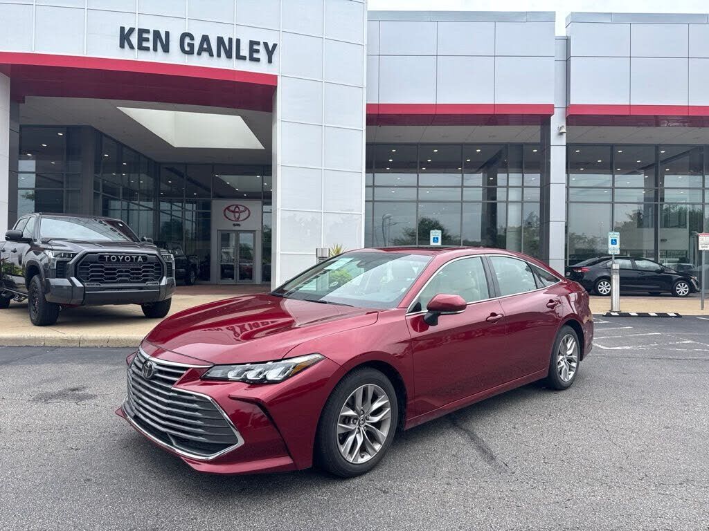 2019 TOYOTA Avalon